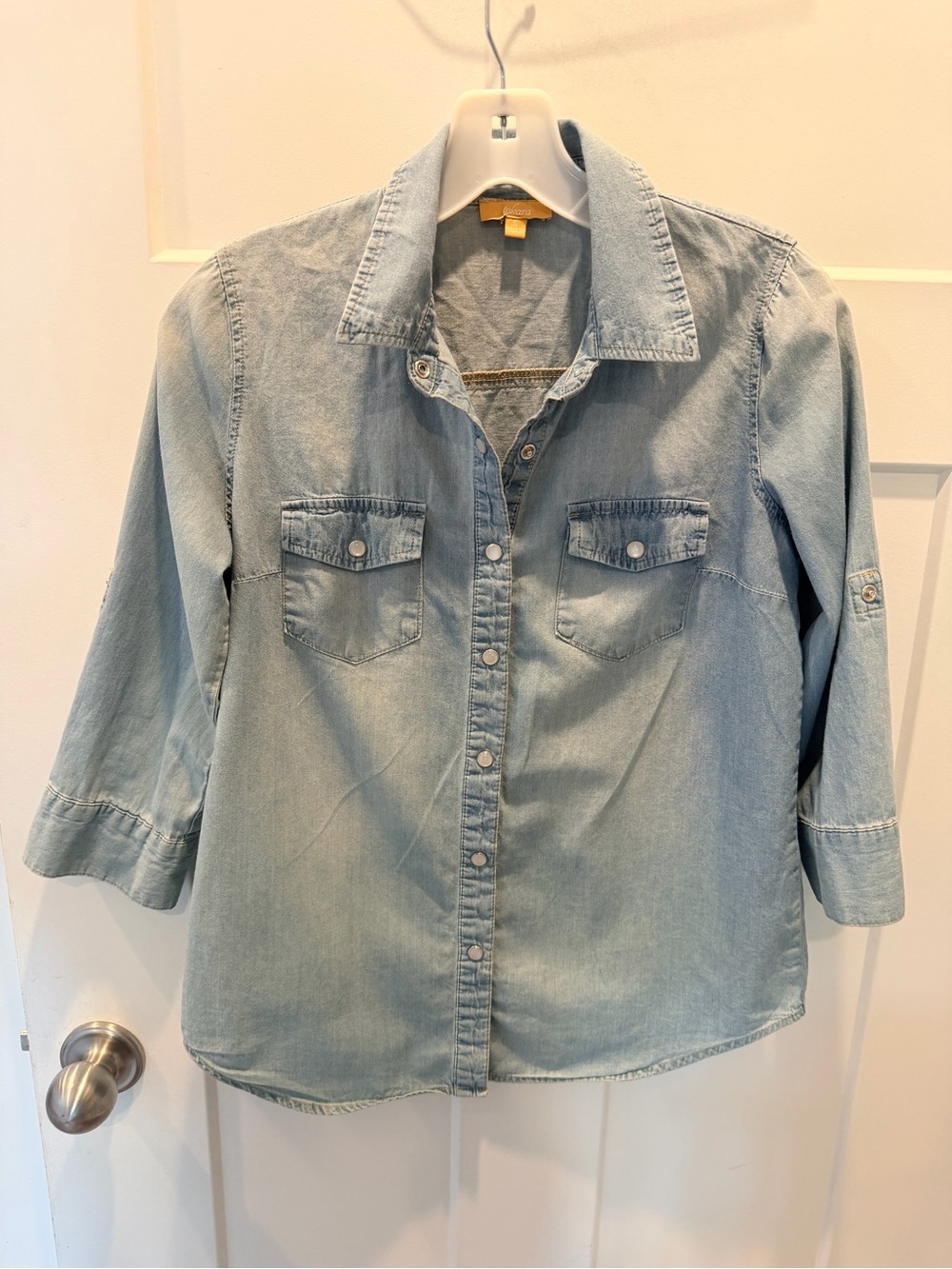 Takara Chambray Shirt Small Snap Front Denim Button Up Roll Tab Sleeve Top